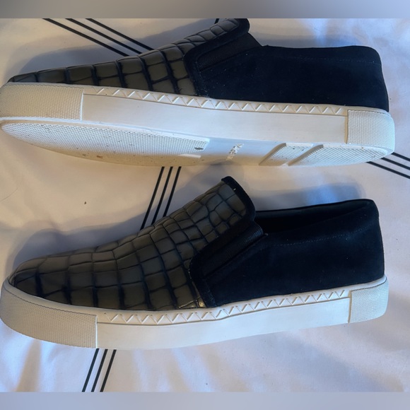 Via Spiga Black Green Leather Slip On Croc Embossed Sneaker Size 11 - Picture 4 of 6